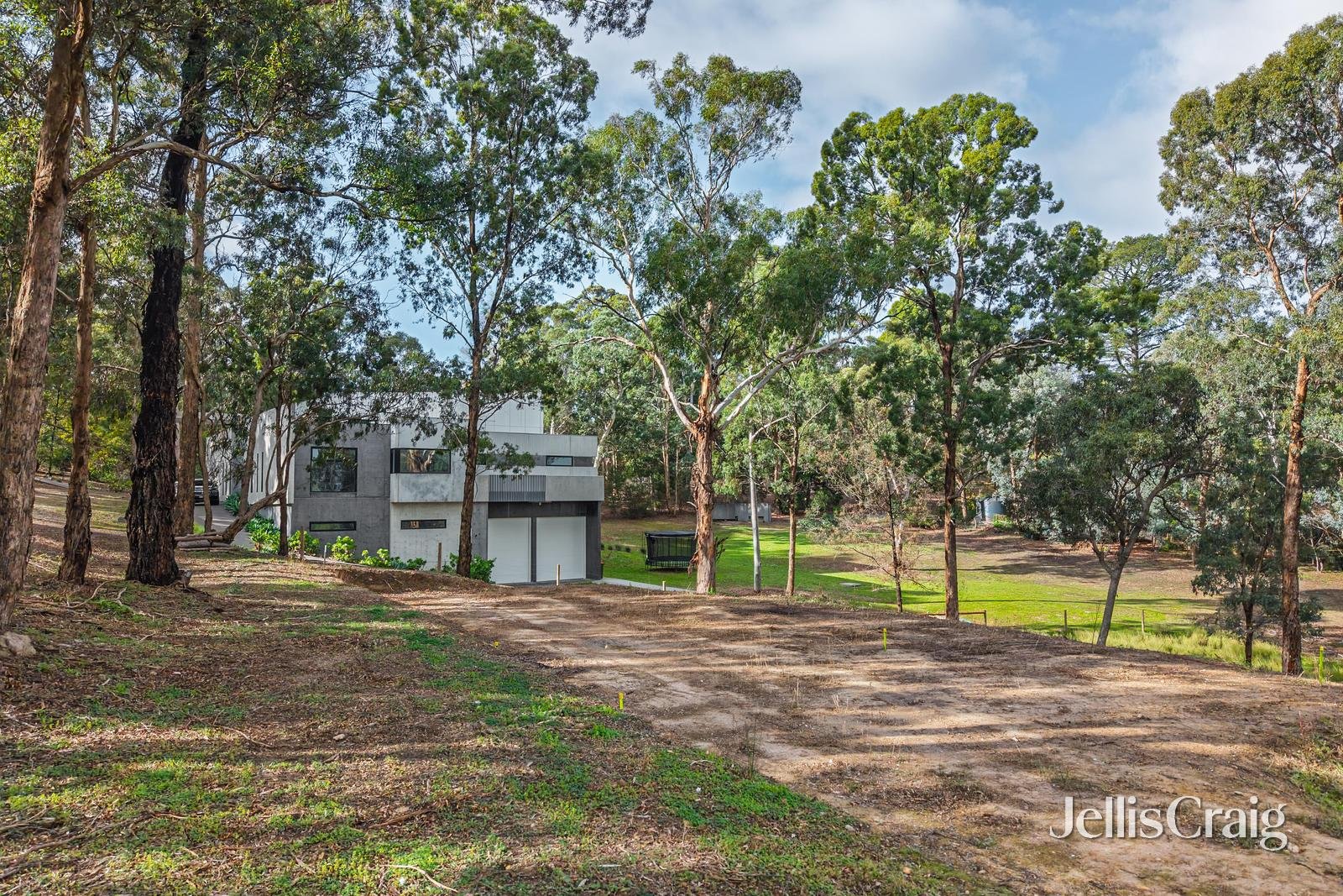 11-19 Bellbird Place, Warrandyte image 4
