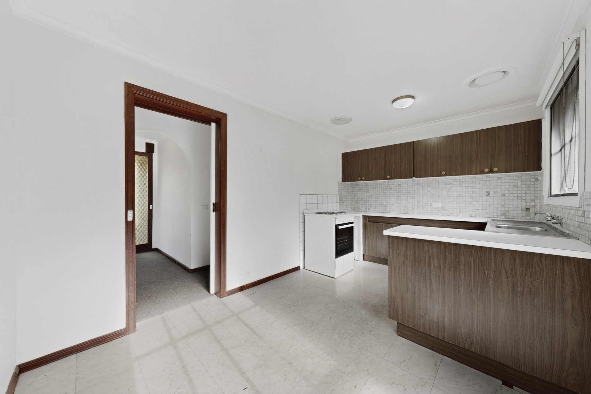 1/1-3 Anderson Street, Bentleigh image 2