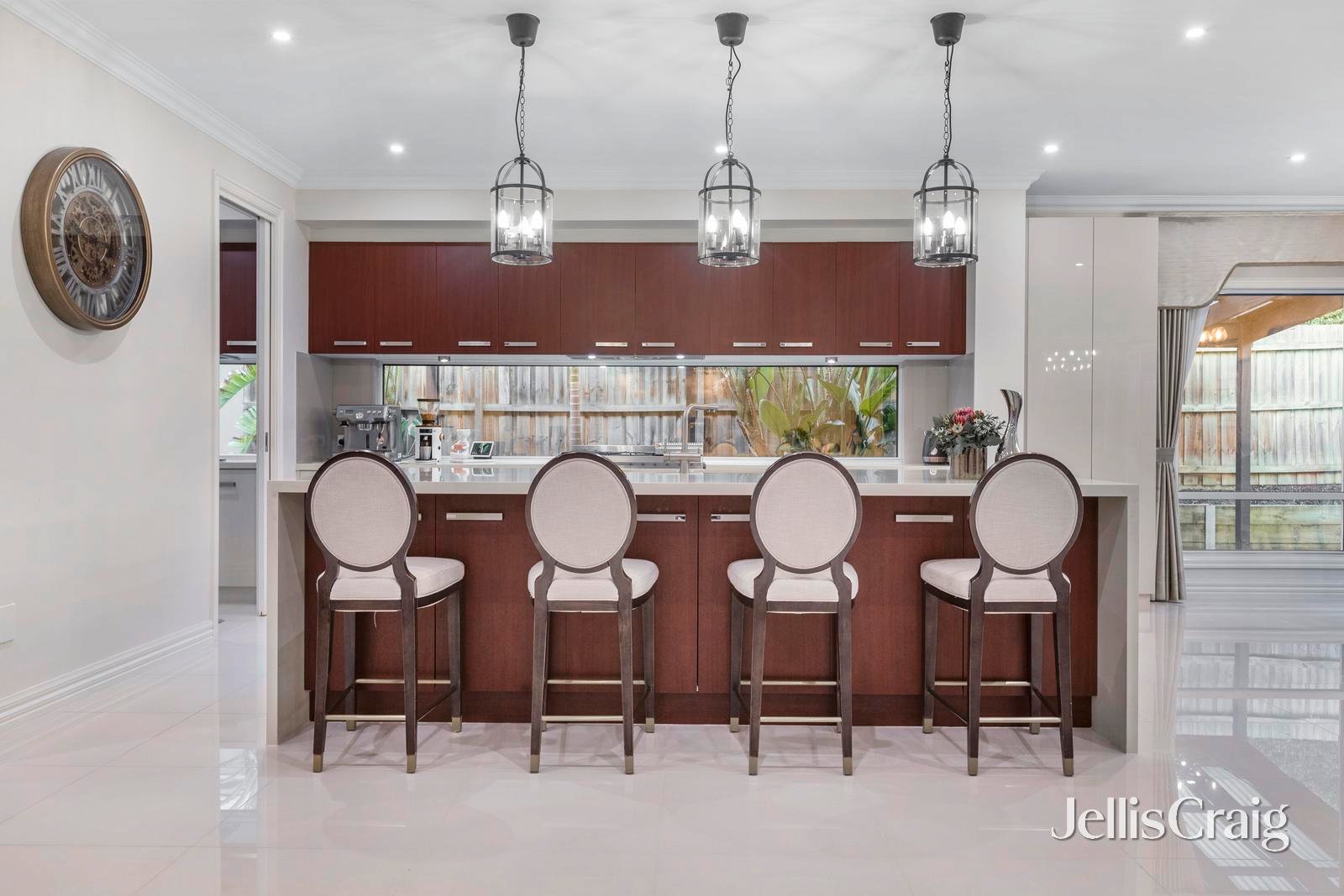 11 Aitchison Court, Glen Waverley image 5