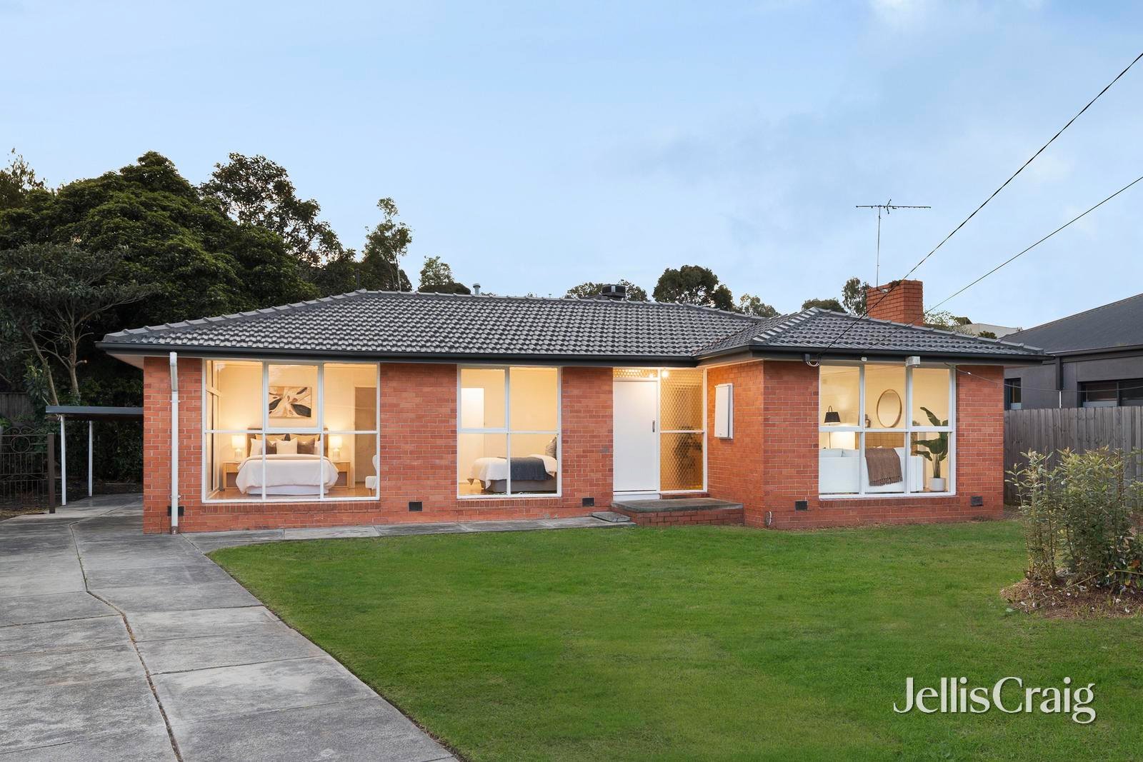 11 Akuna Avenue, Notting&nbsp;Hill image 2