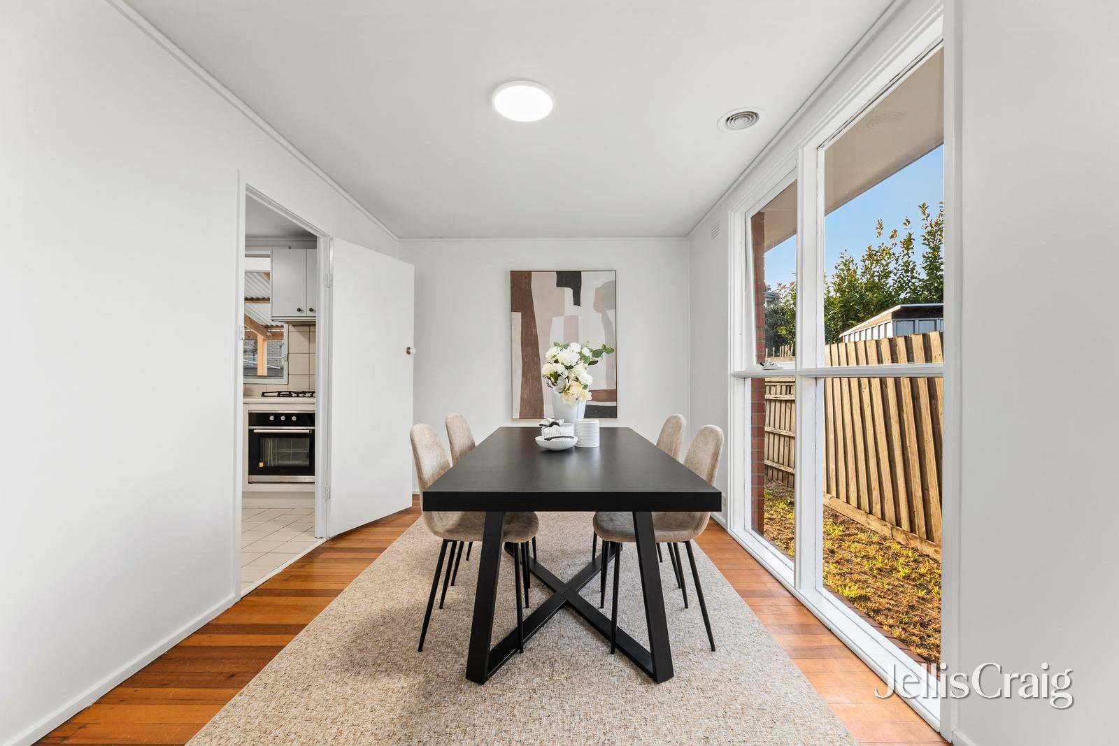 11 Akuna Avenue, Notting&nbsp;Hill image 6