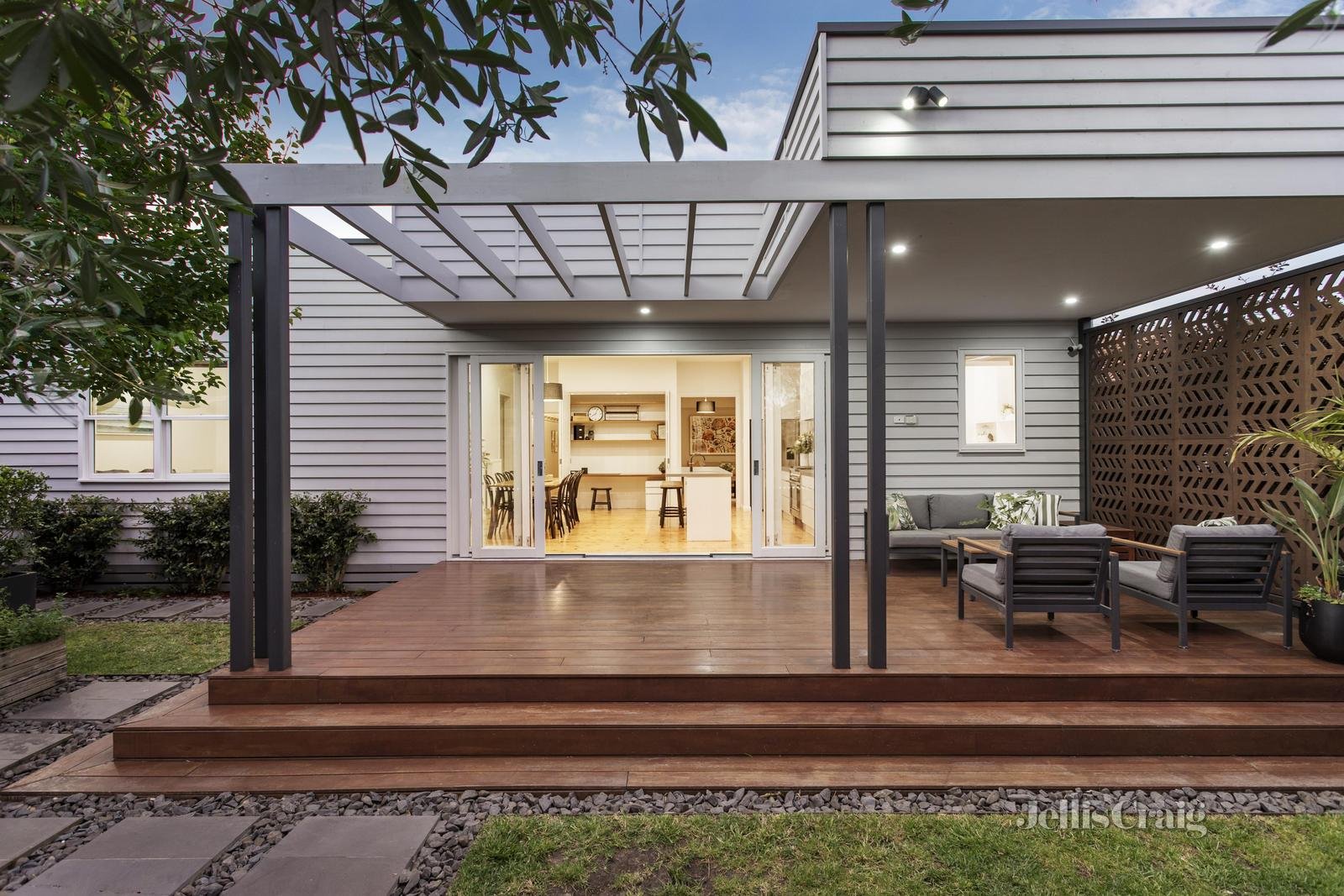 11 Alexander Street, Box Hill image 2