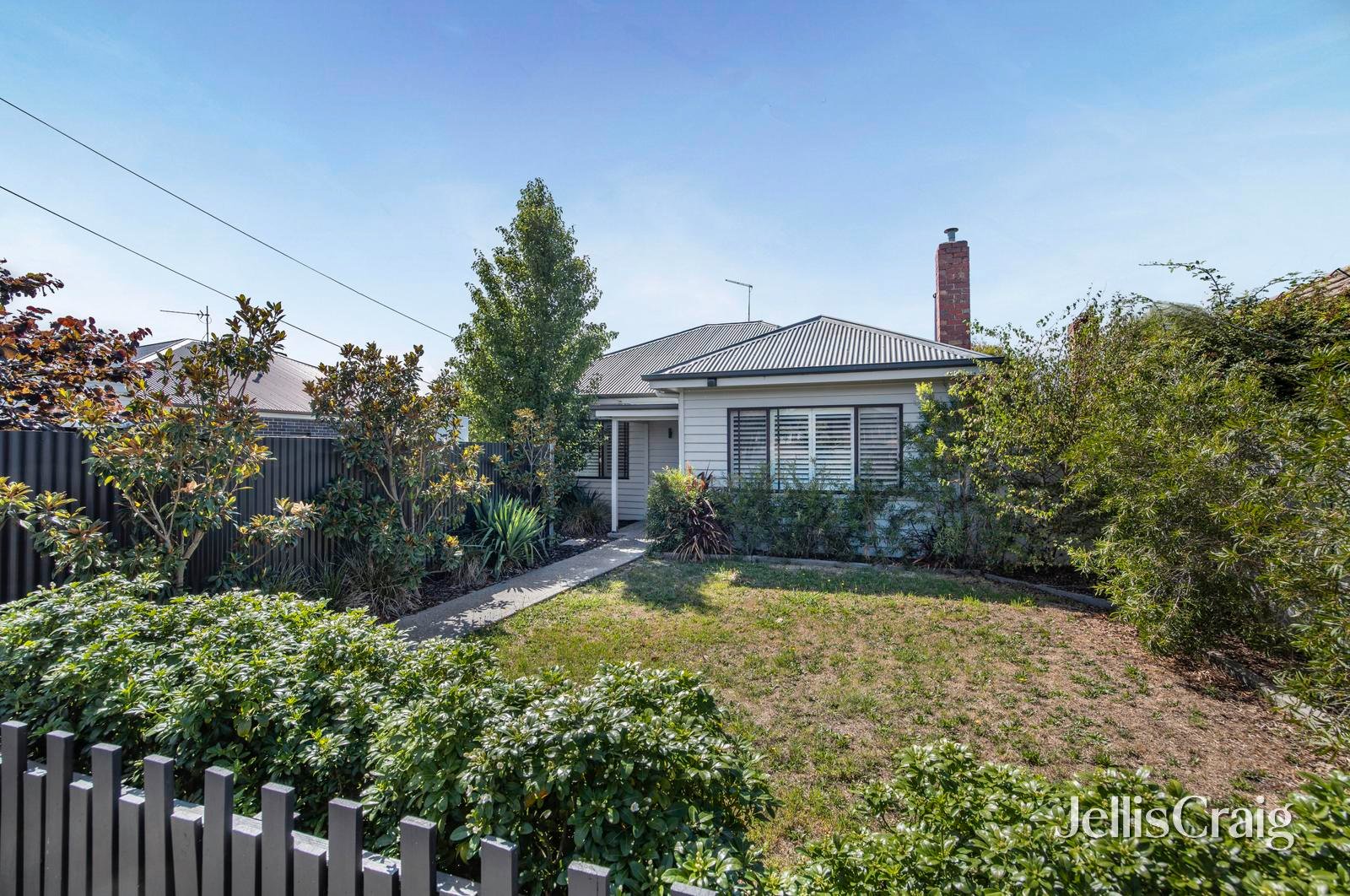 11 Alfred Street, Sebastopol image 1
