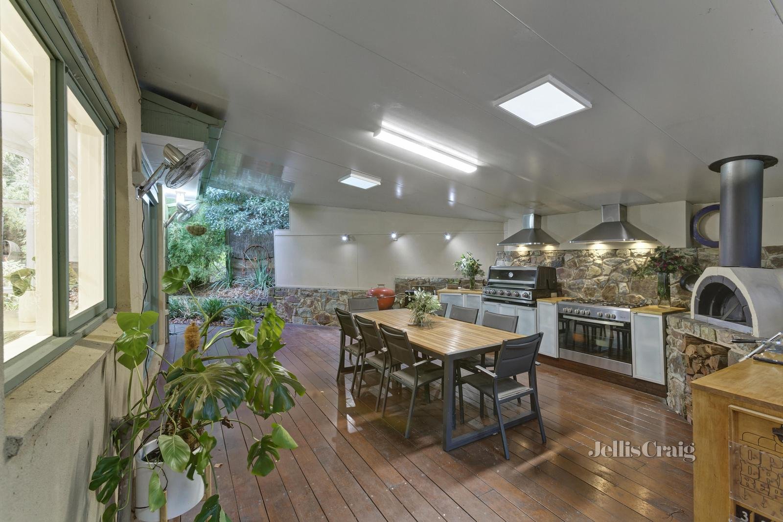 11 Allison Crescent, Eltham North image 7