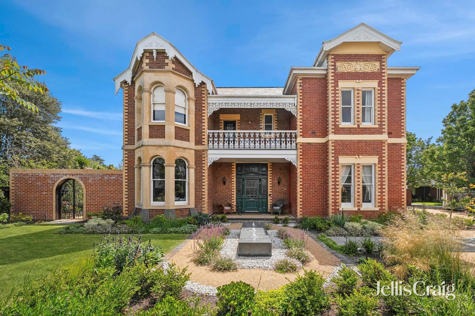 11 Aphrasia Street, Newtown image 1