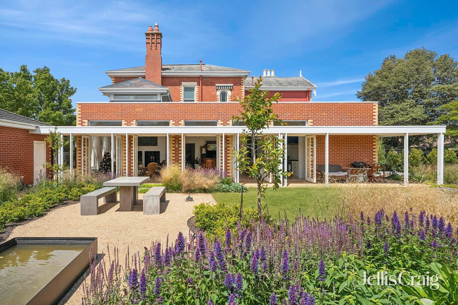 11 Aphrasia Street, Newtown image 3