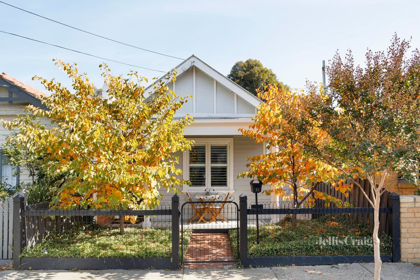 11 Armadale Street, Thornbury image 1