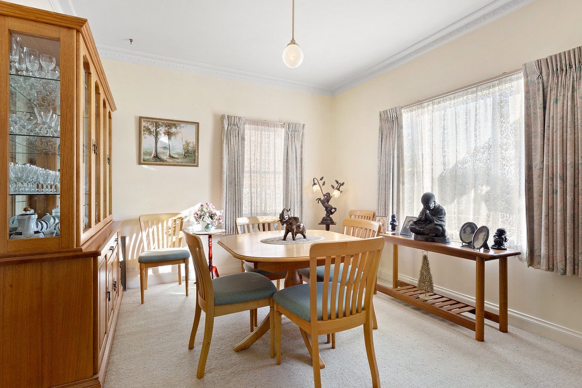 11 Ashley Street, Box Hill North image 4