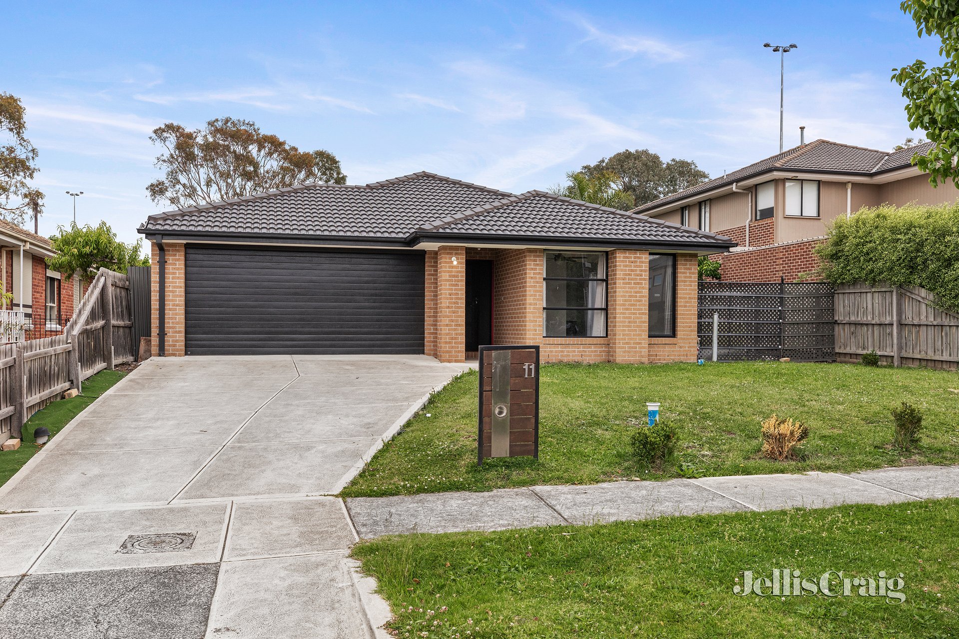 11 Ayton Street, Ivanhoe image 1