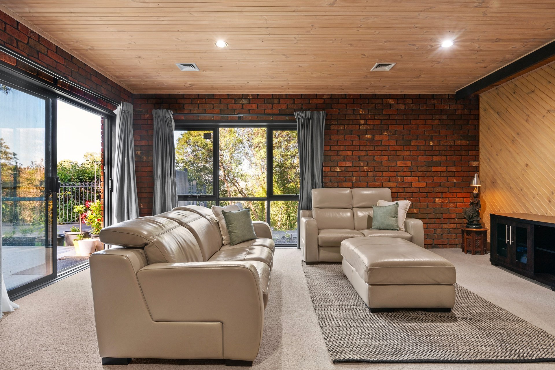 11 Azalea Court, Croydon&nbsp;North image 2