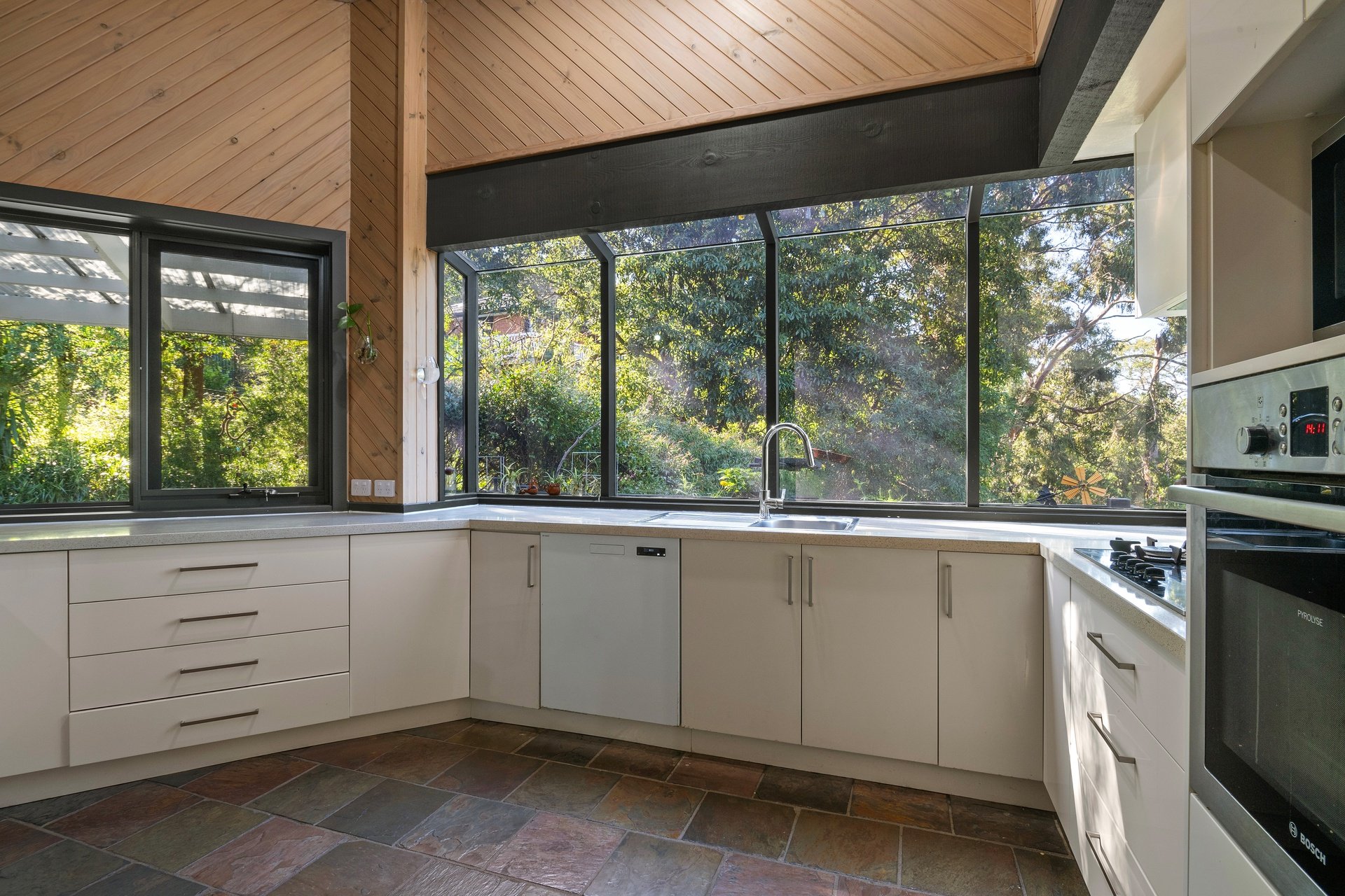 11 Azalea Court, Croydon&nbsp;North image 5