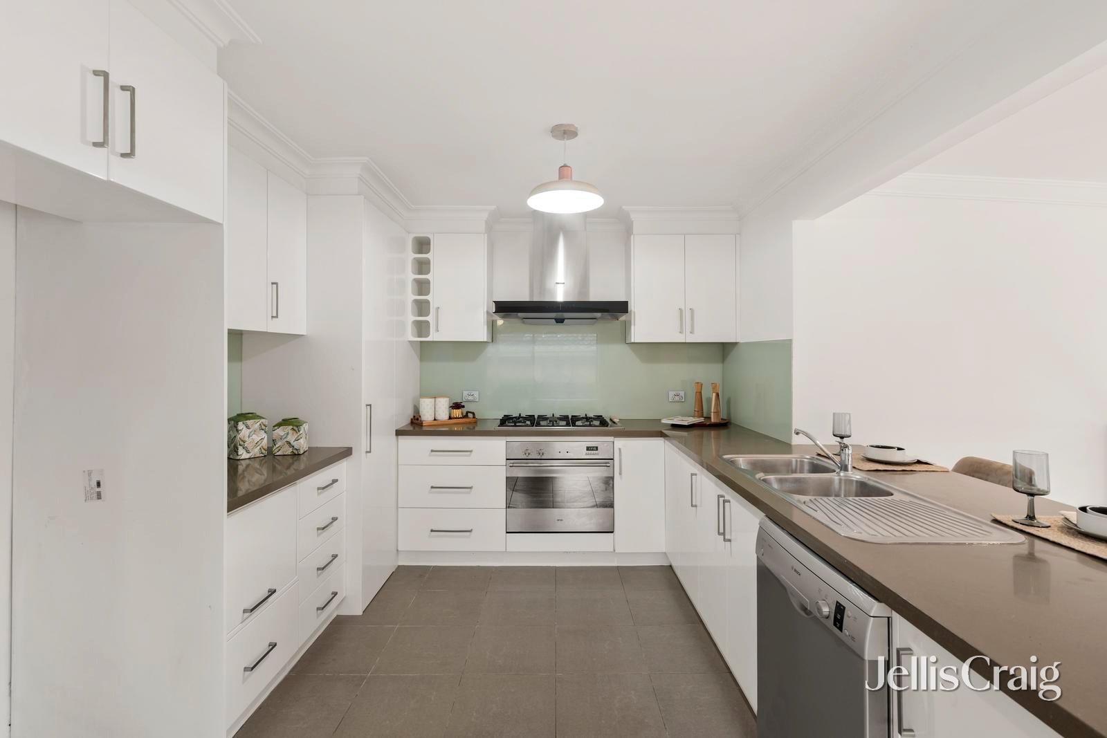 11 Bambra Street, Croydon image 5