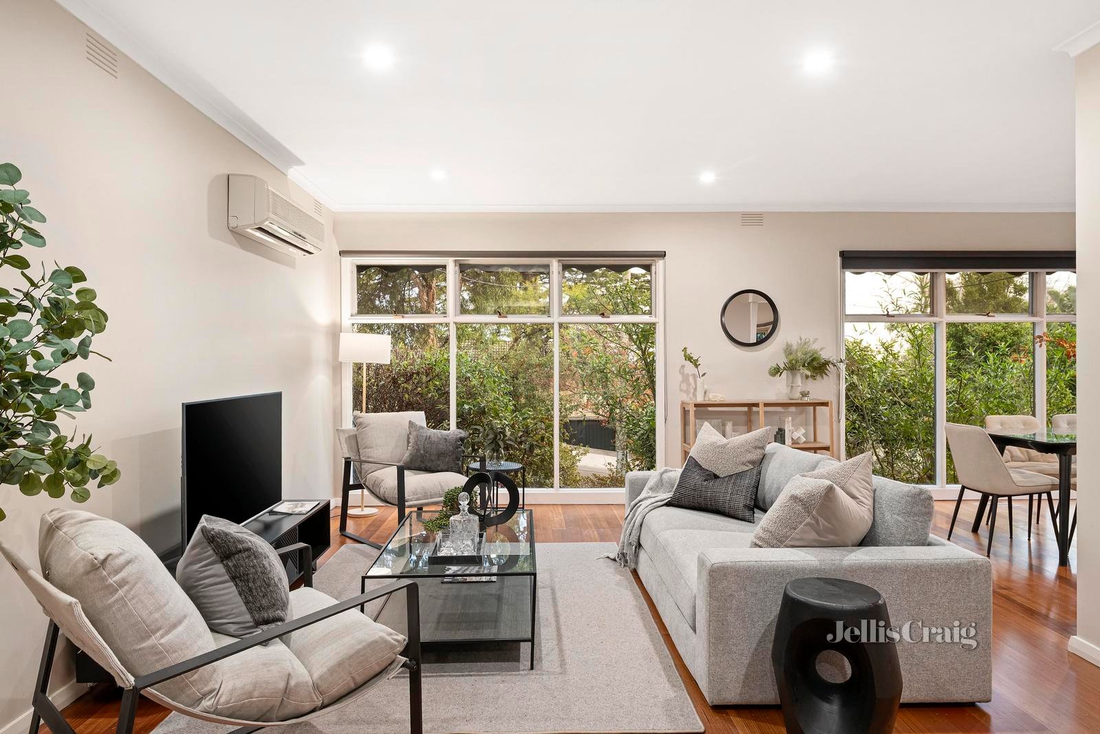 11 Banksia Court, Heathmont image 2