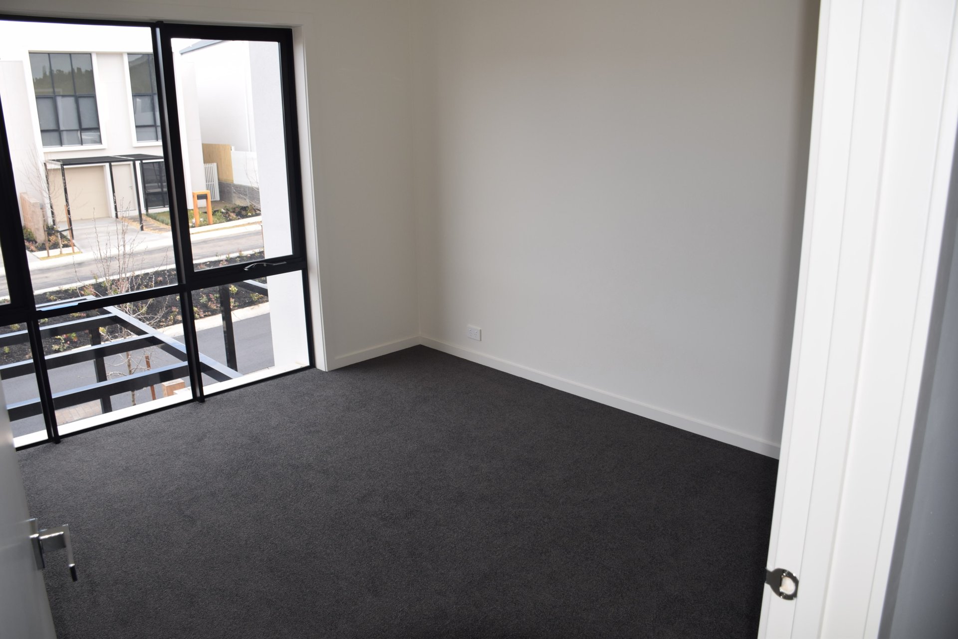 11 Bardaster Boulevard, Chirnside Park image 3