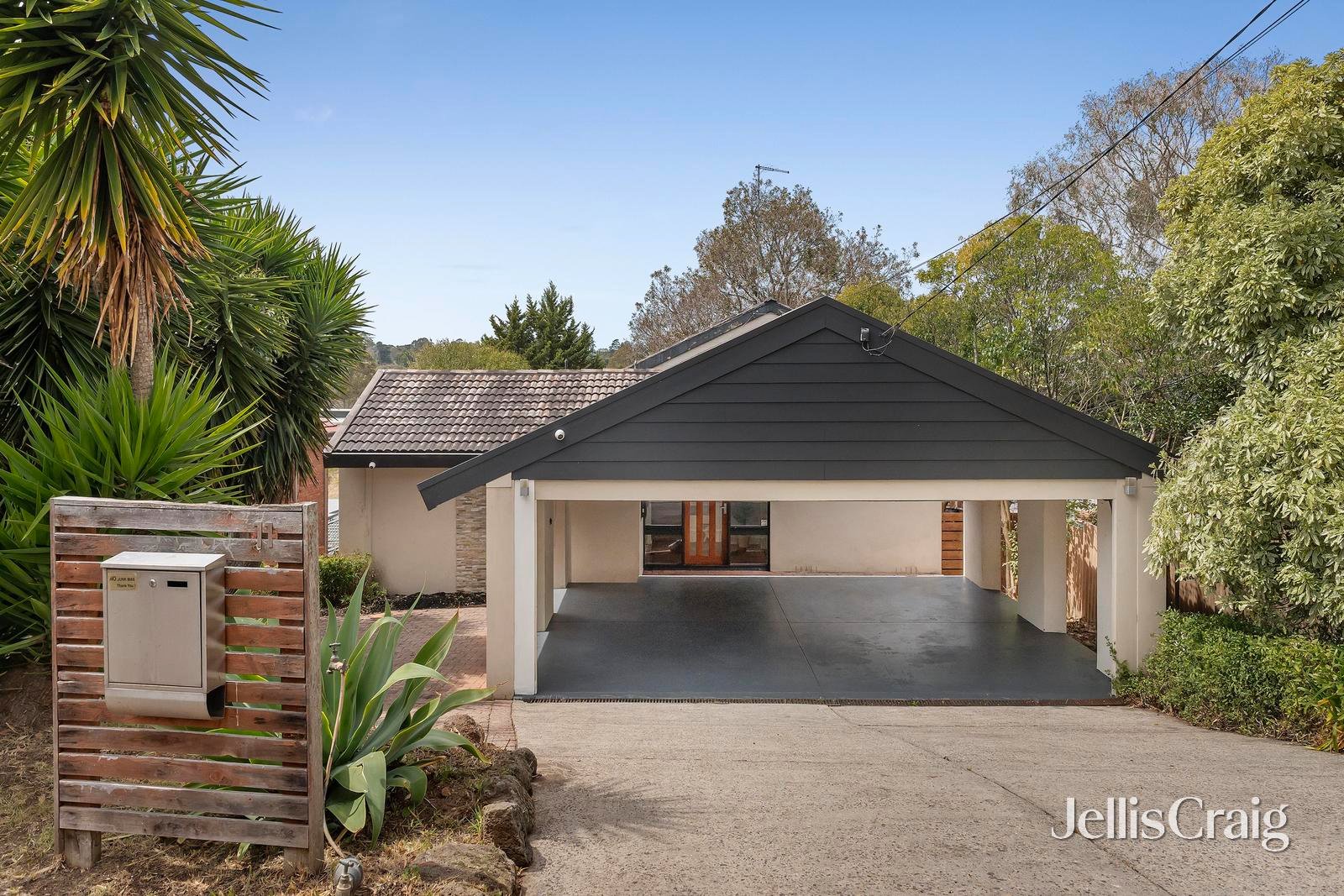 11 Beale Court, Templestowe image 1