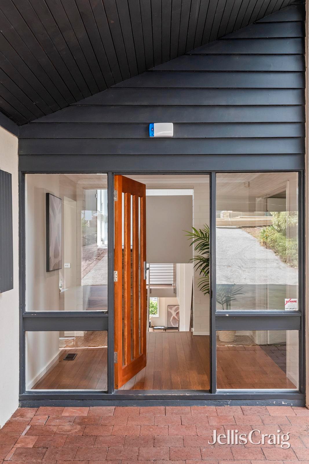 11 Beale Court, Templestowe image 2