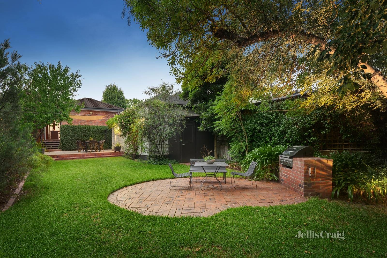 11 Beech Street, Surrey Hills image 6