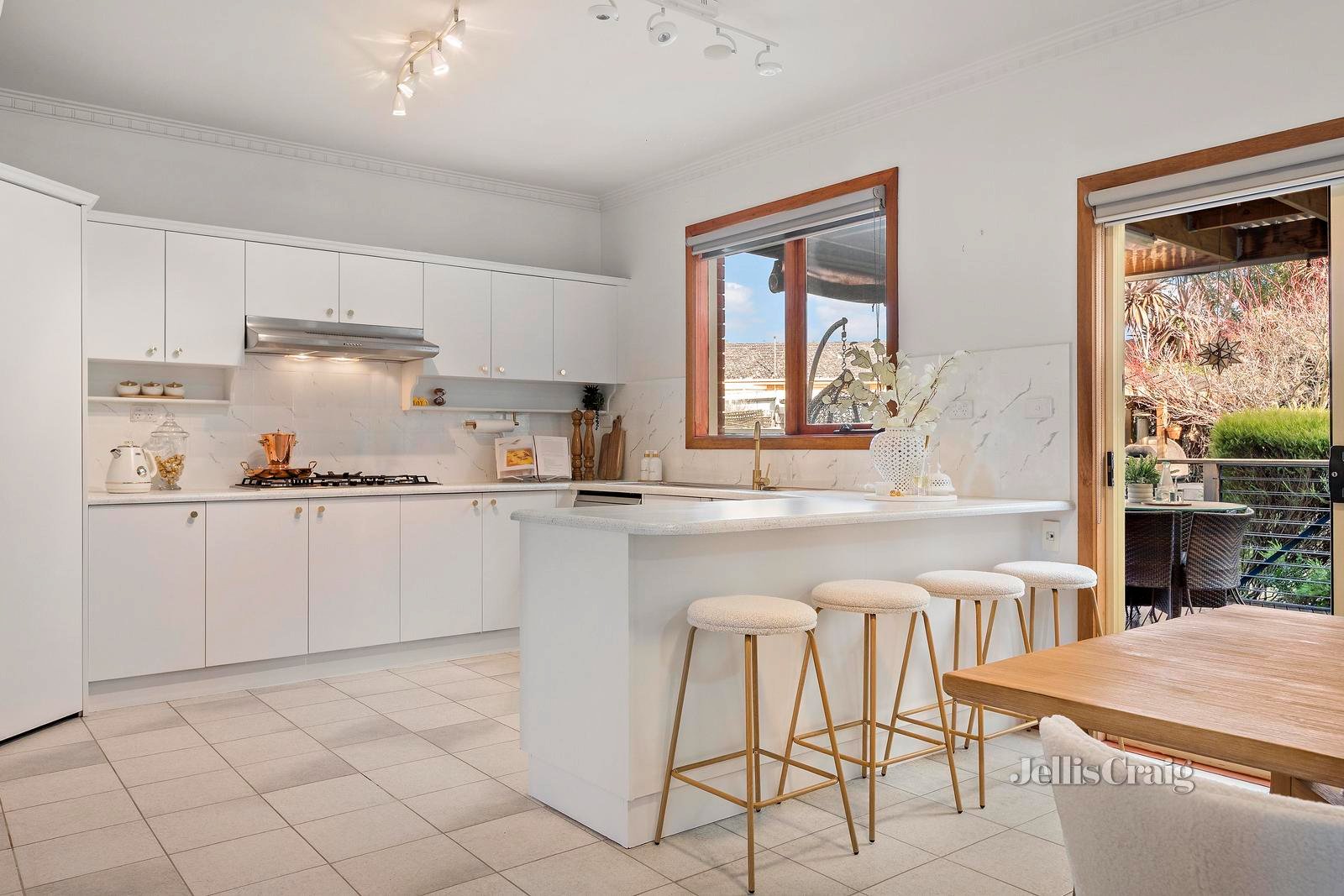 11 Bellarine Street, Preston image 6