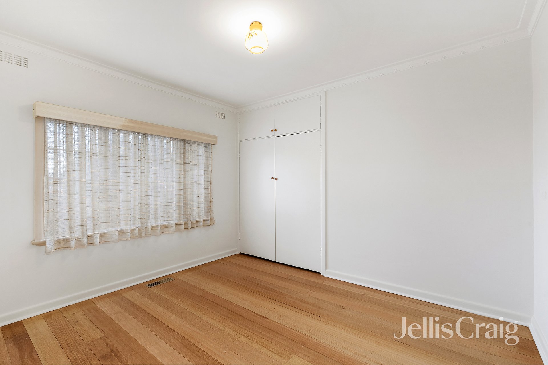 11 Bellevue Avenue, Rosanna image 7