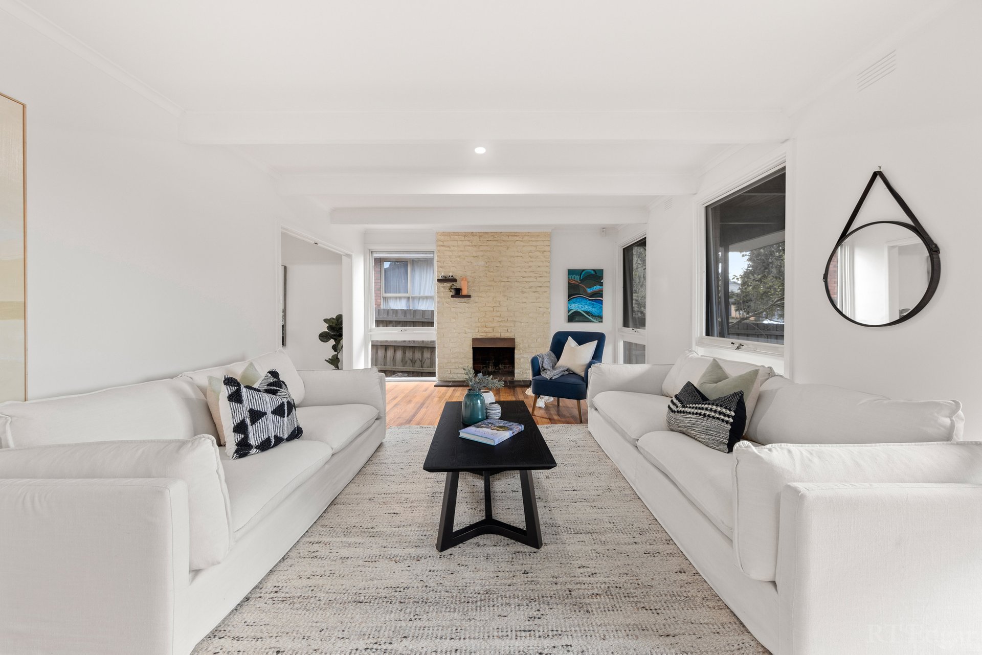 Property Gallery Thumbnail 3