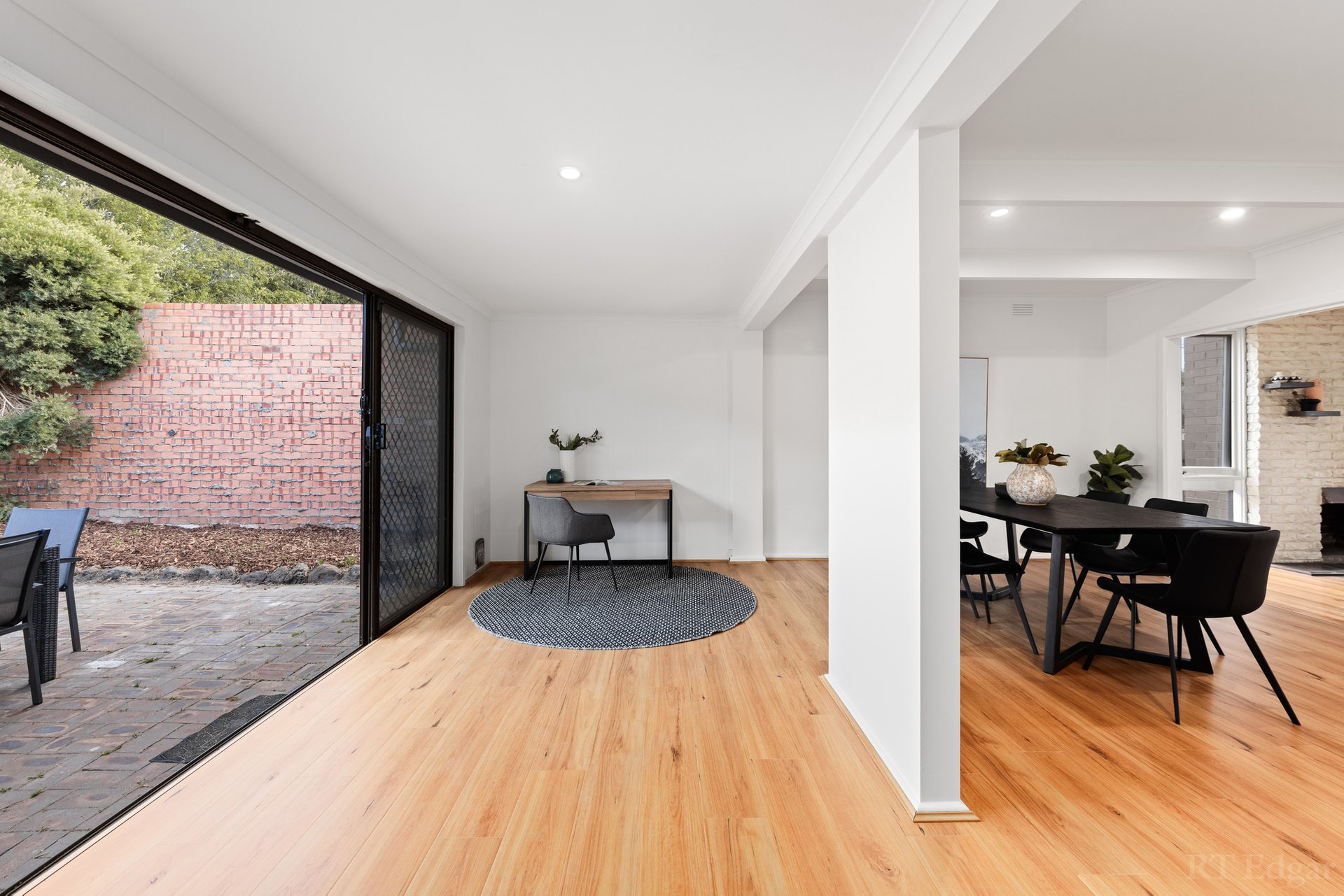 Property Gallery Thumbnail 4