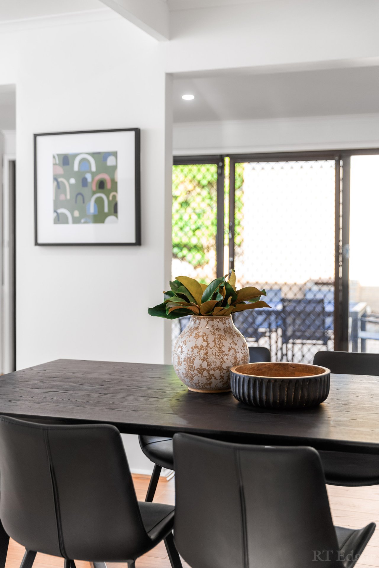 Property Gallery Thumbnail 17