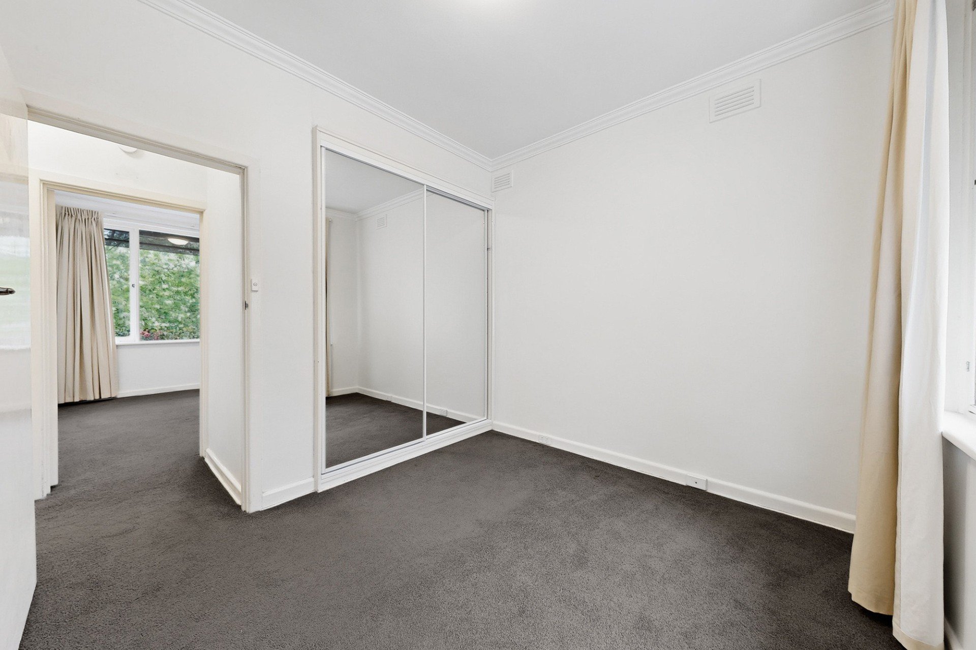 1/1 Bevan Street, Balwyn image 9