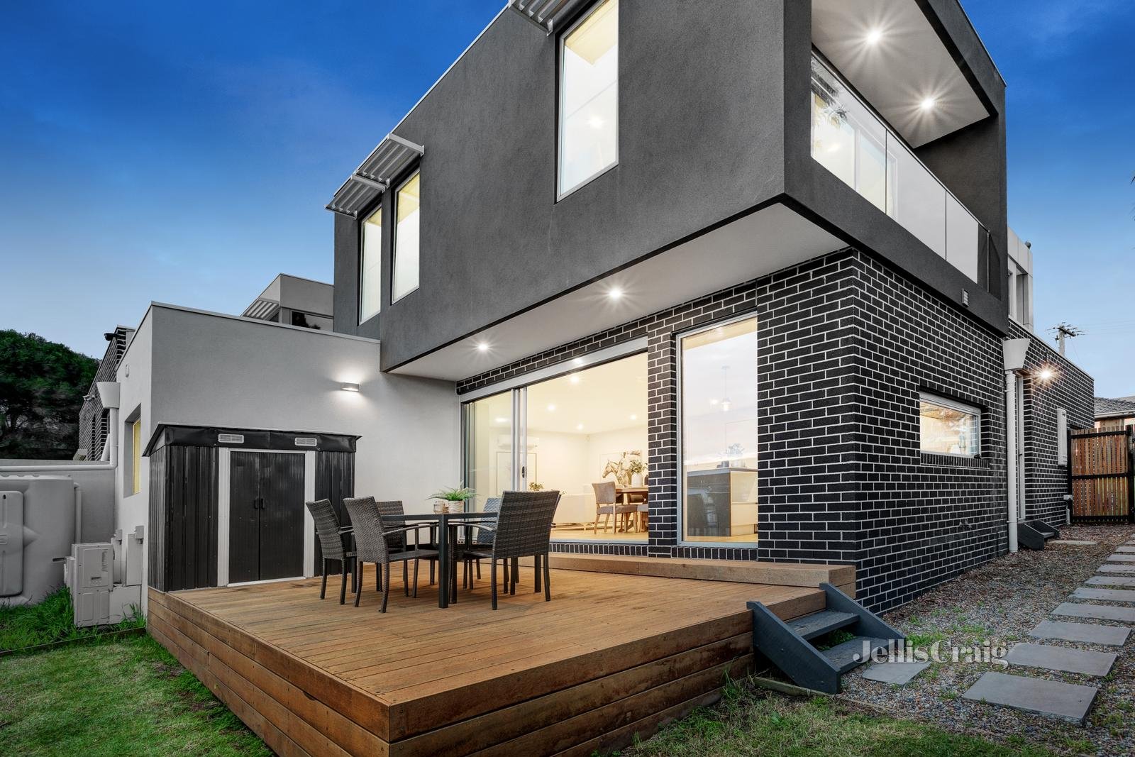 11 Bicton Street, Mount Waverley image 13