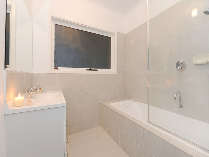 11 BLUEBERRY Road, Mooroolbark image 12