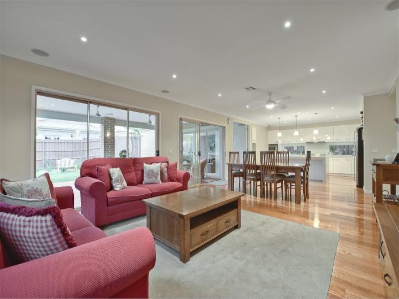 11 Bolinda Road, Balwyn North image 4