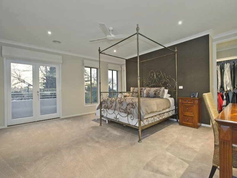 11 Bolinda Road, Balwyn North image 7