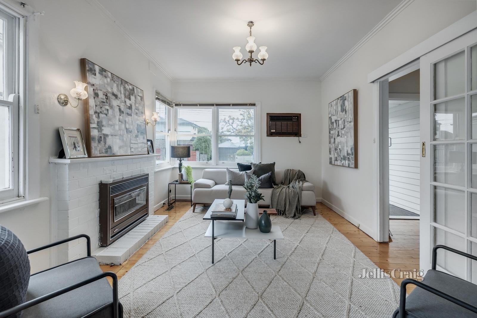 11 Brady Road, Bentleigh East image 2