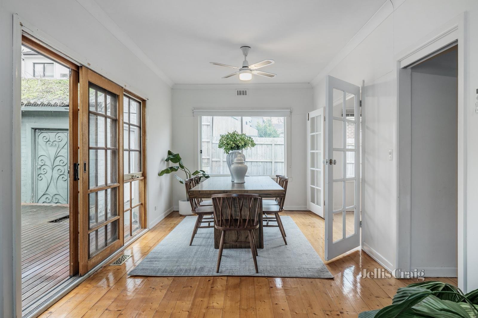 11 Brady Road, Bentleigh East image 4