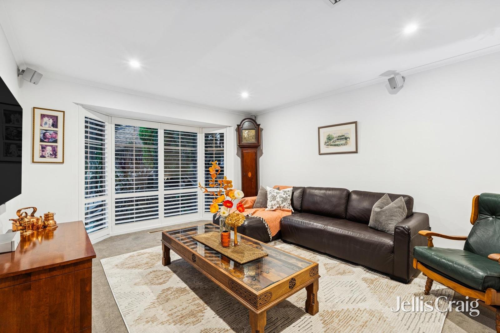 11 Bridget Court, Warranwood image 2