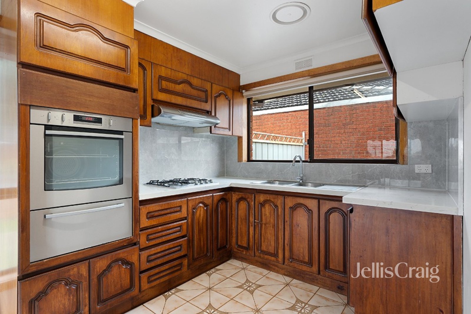 1/1 Broadhurst Avenue, Reservoir image 2
