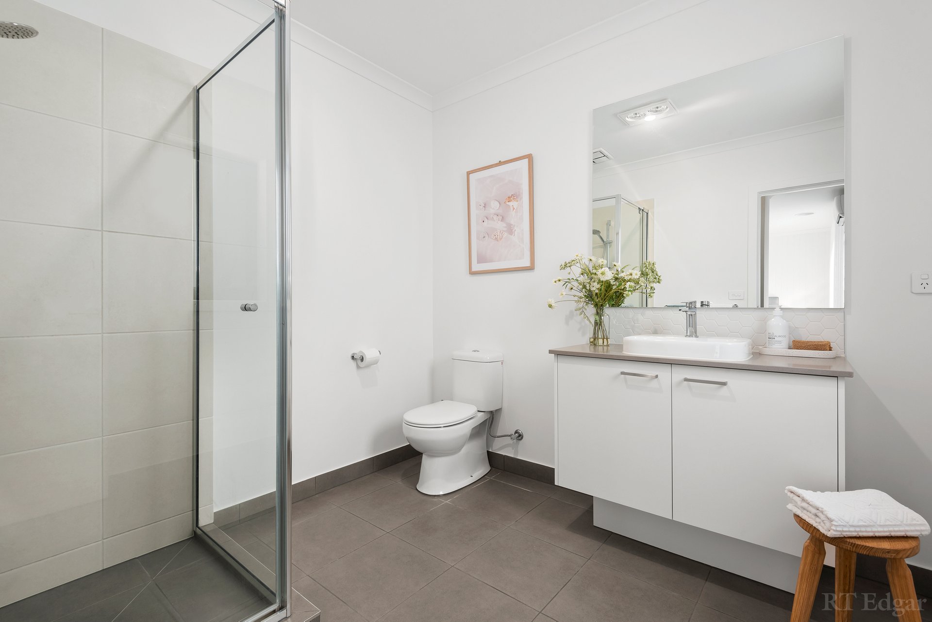 Property Gallery Thumbnail 16