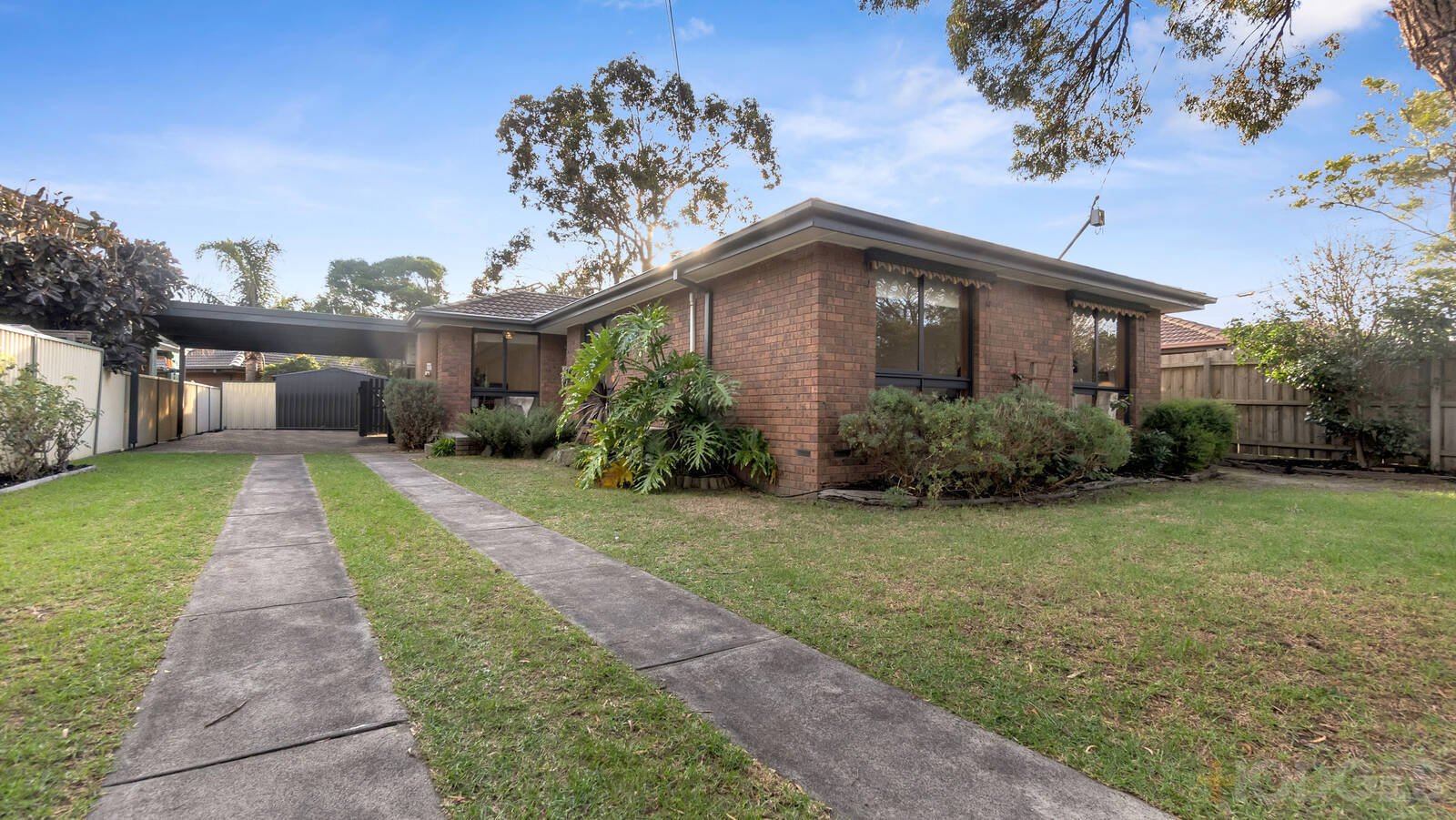 11 Bundora Parade Mentone