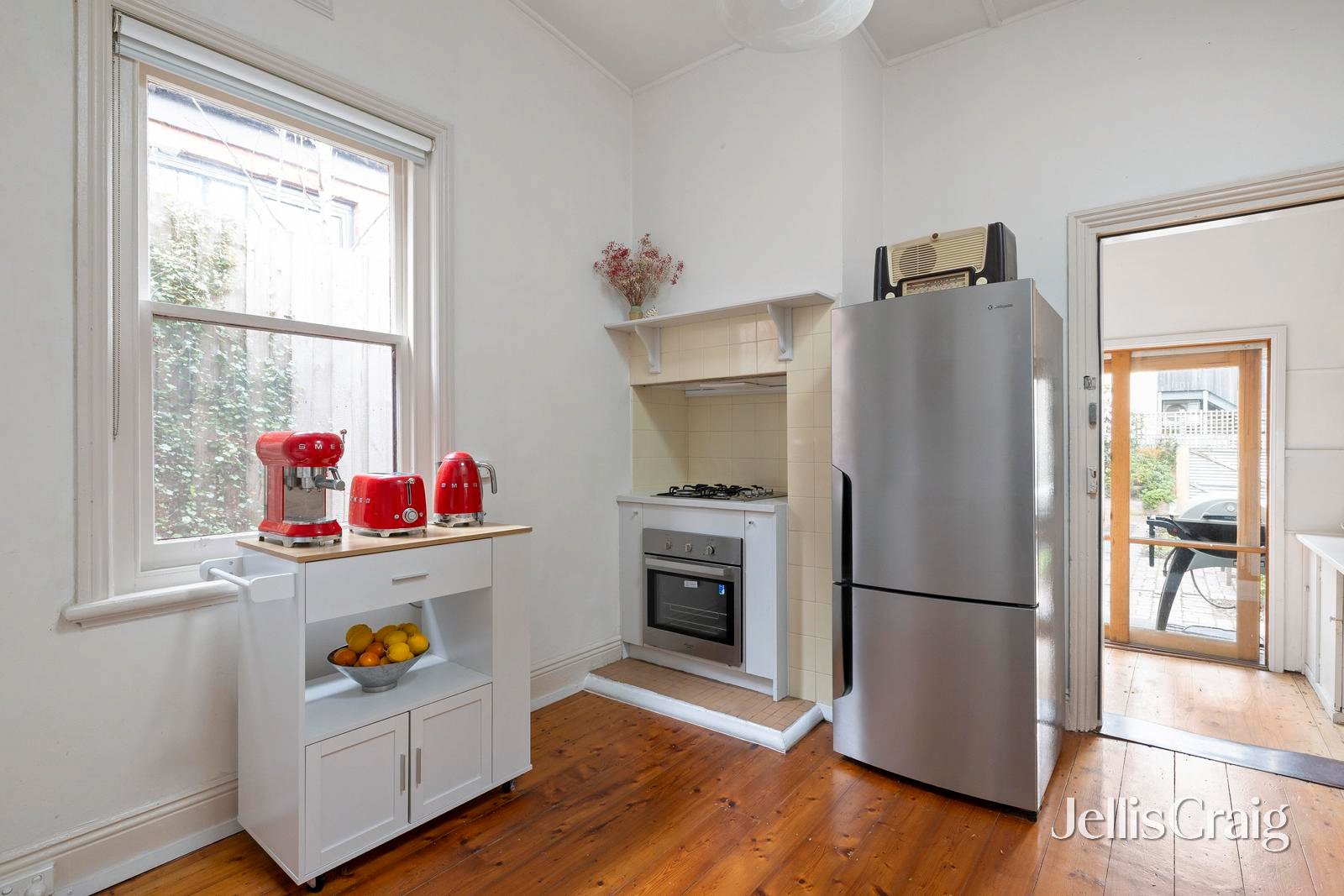 11 Byron Street, Elwood image 4