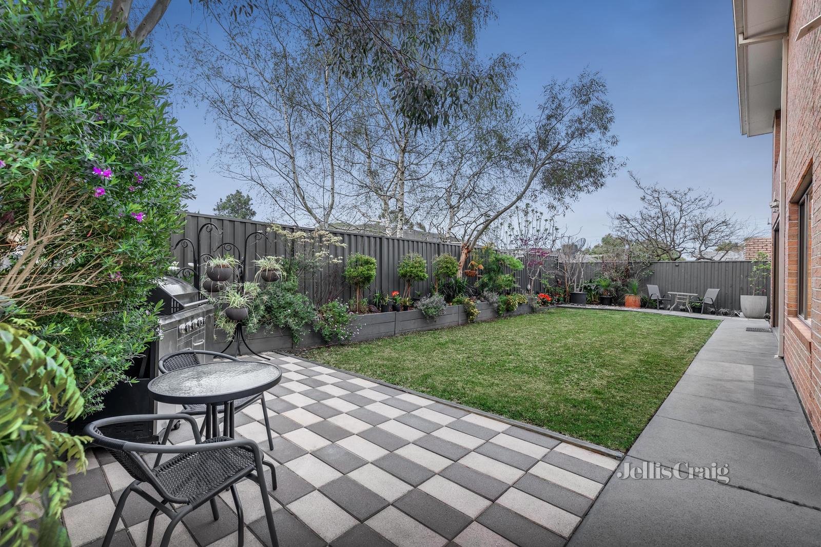 11 Camden Court, Glen Waverley image 12