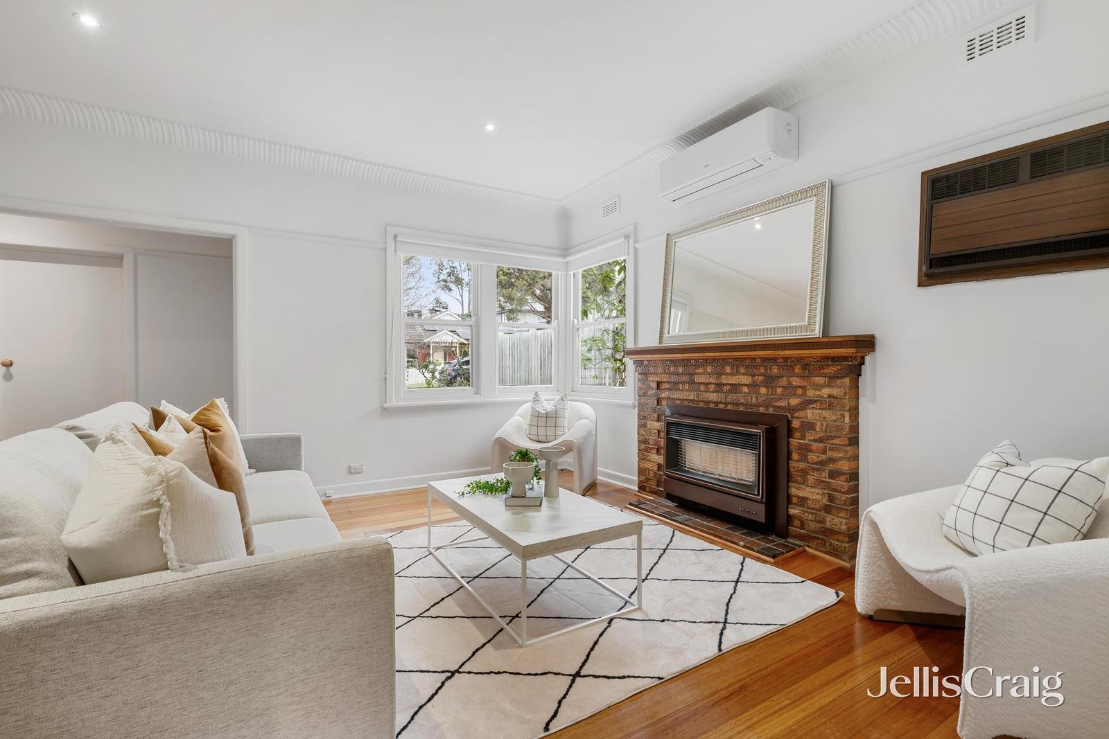 11 Campaspe Street, Box Hill North image 2