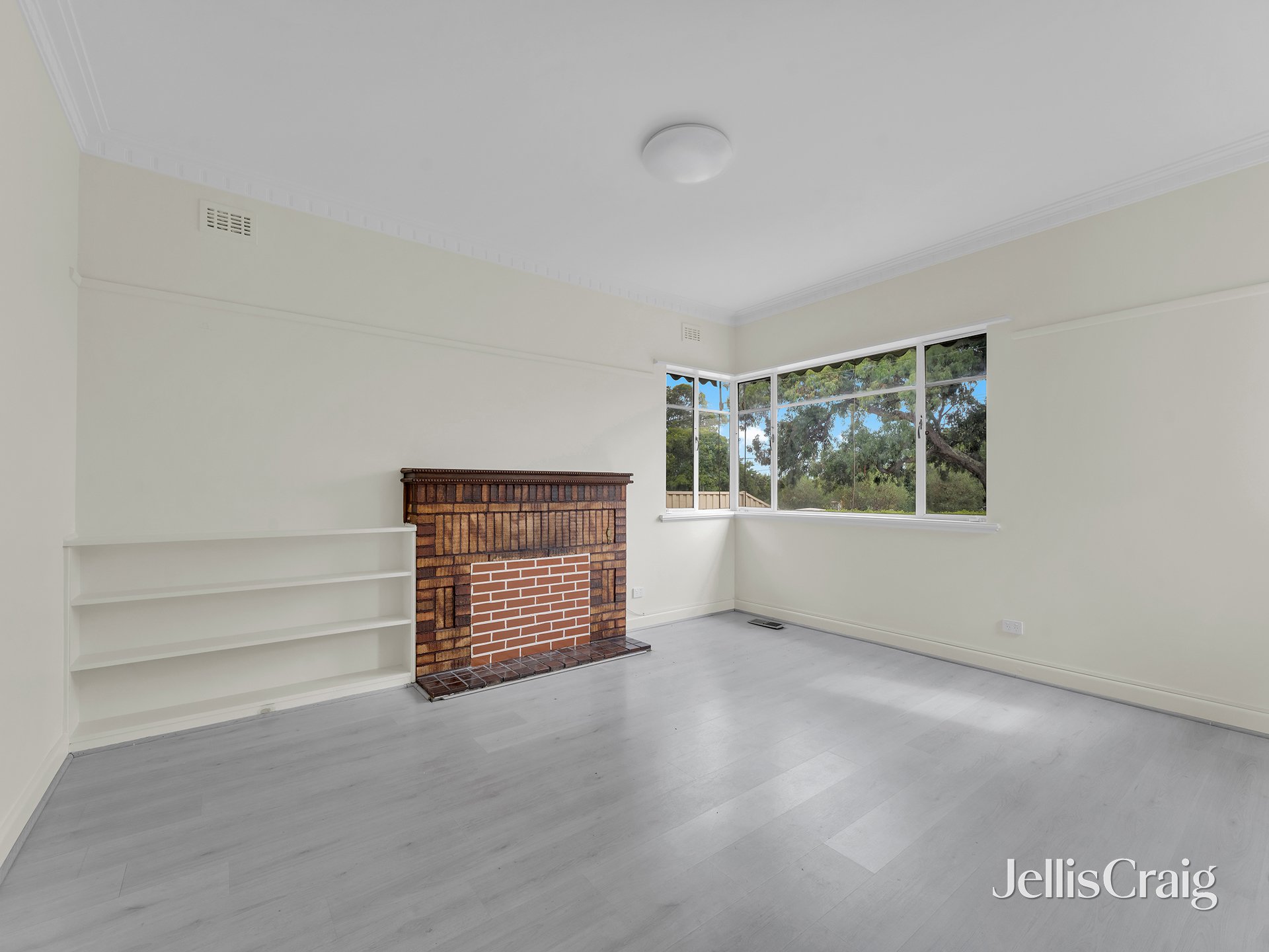 1/1 Carmel Avenue, Mount&nbsp;Waverley image 3