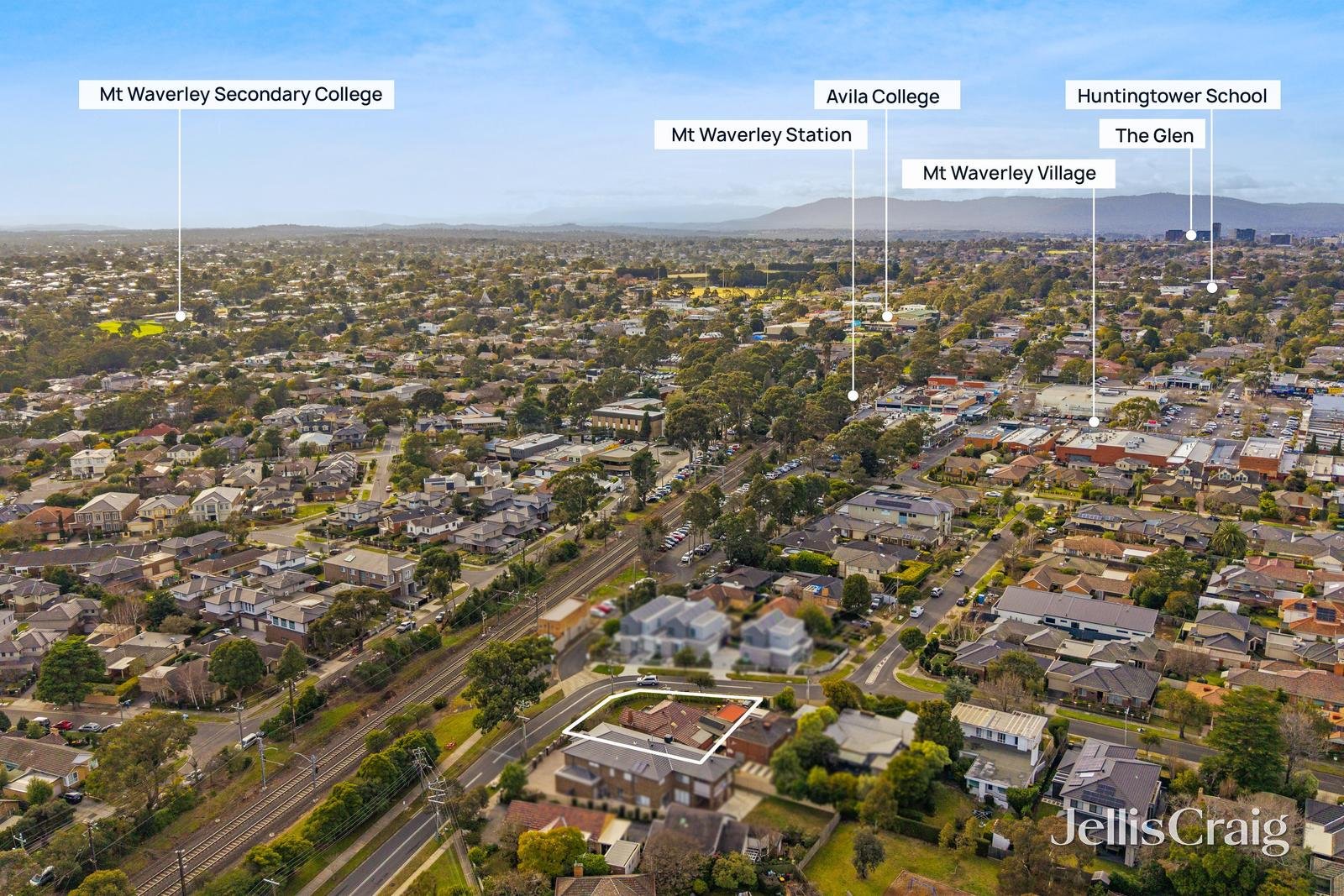 1/1 Carmel Avenue, Mount Waverley image 2
