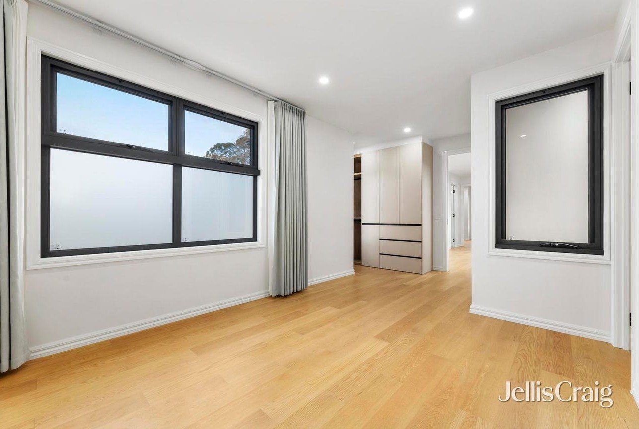 1/1 Carmichael Court, Glen&nbsp;Waverley image 7