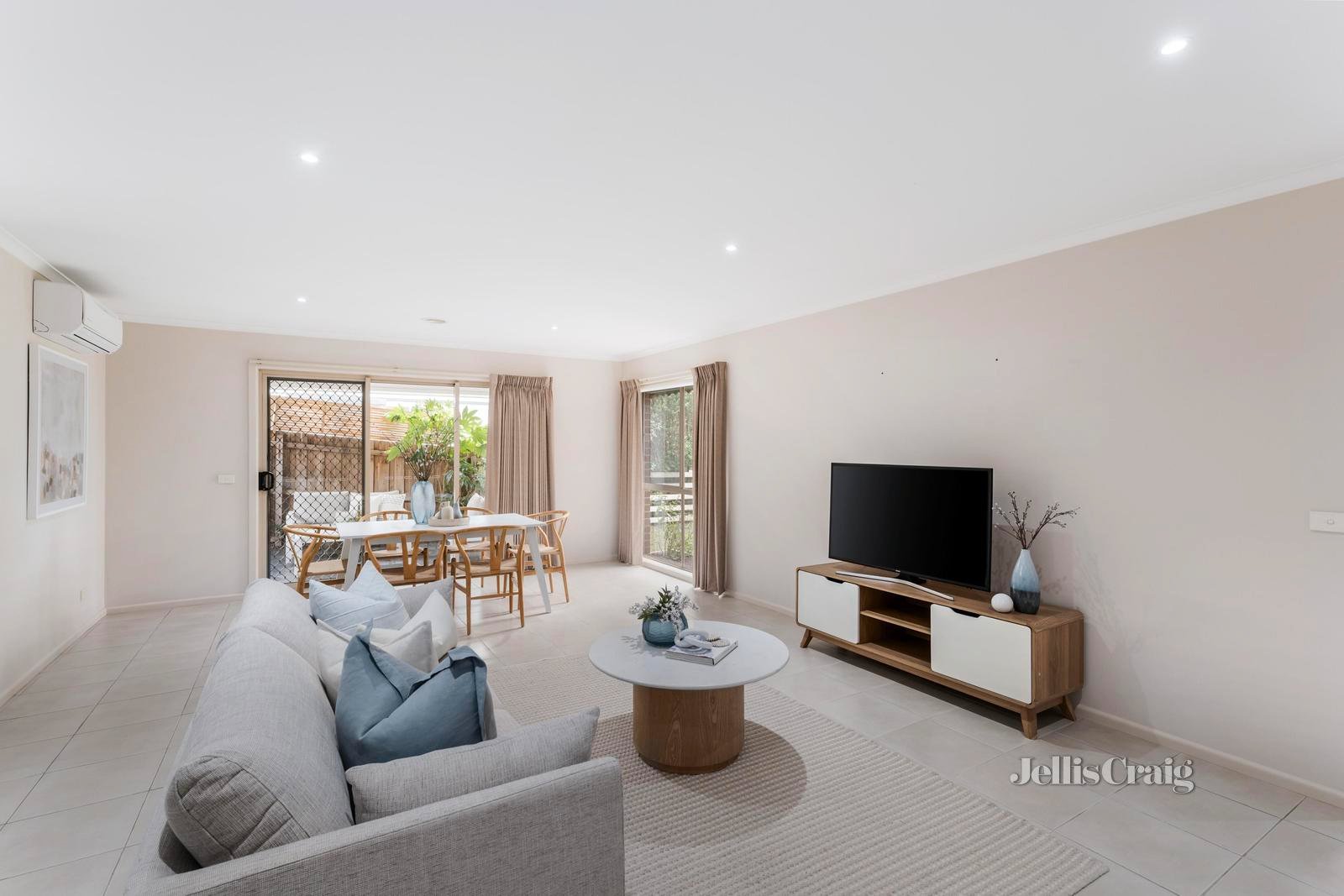 11 Charles Street, Kilsyth image 2