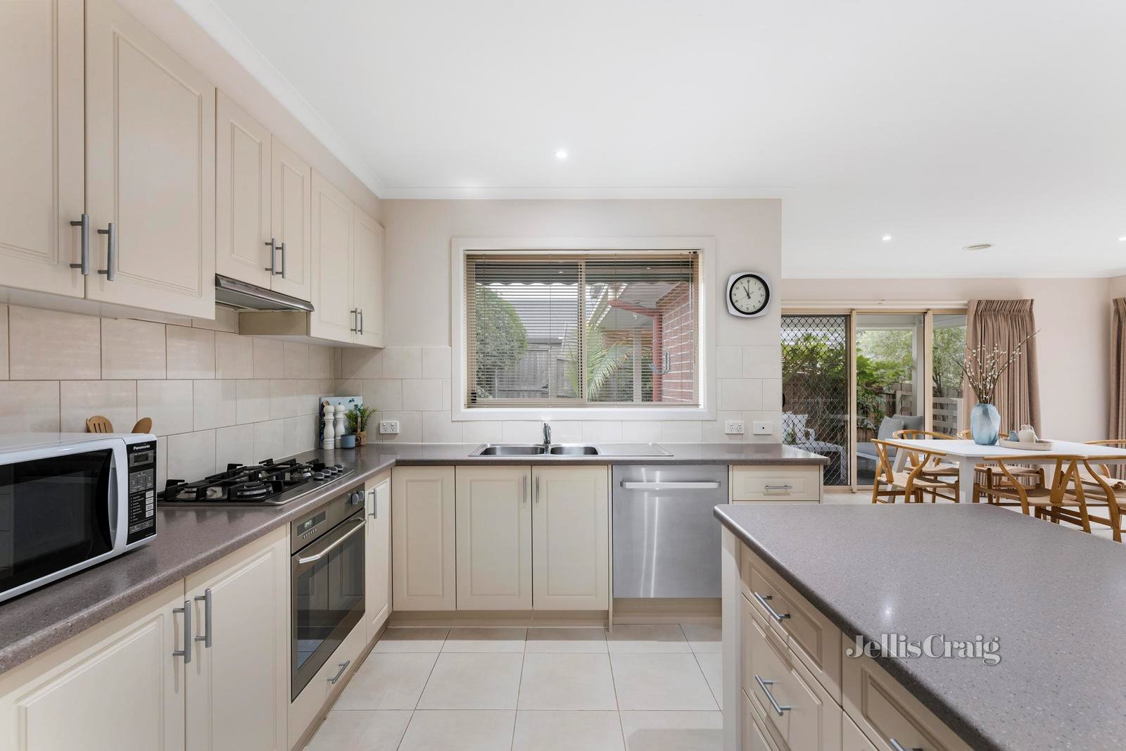 11 Charles Street, Kilsyth image 6