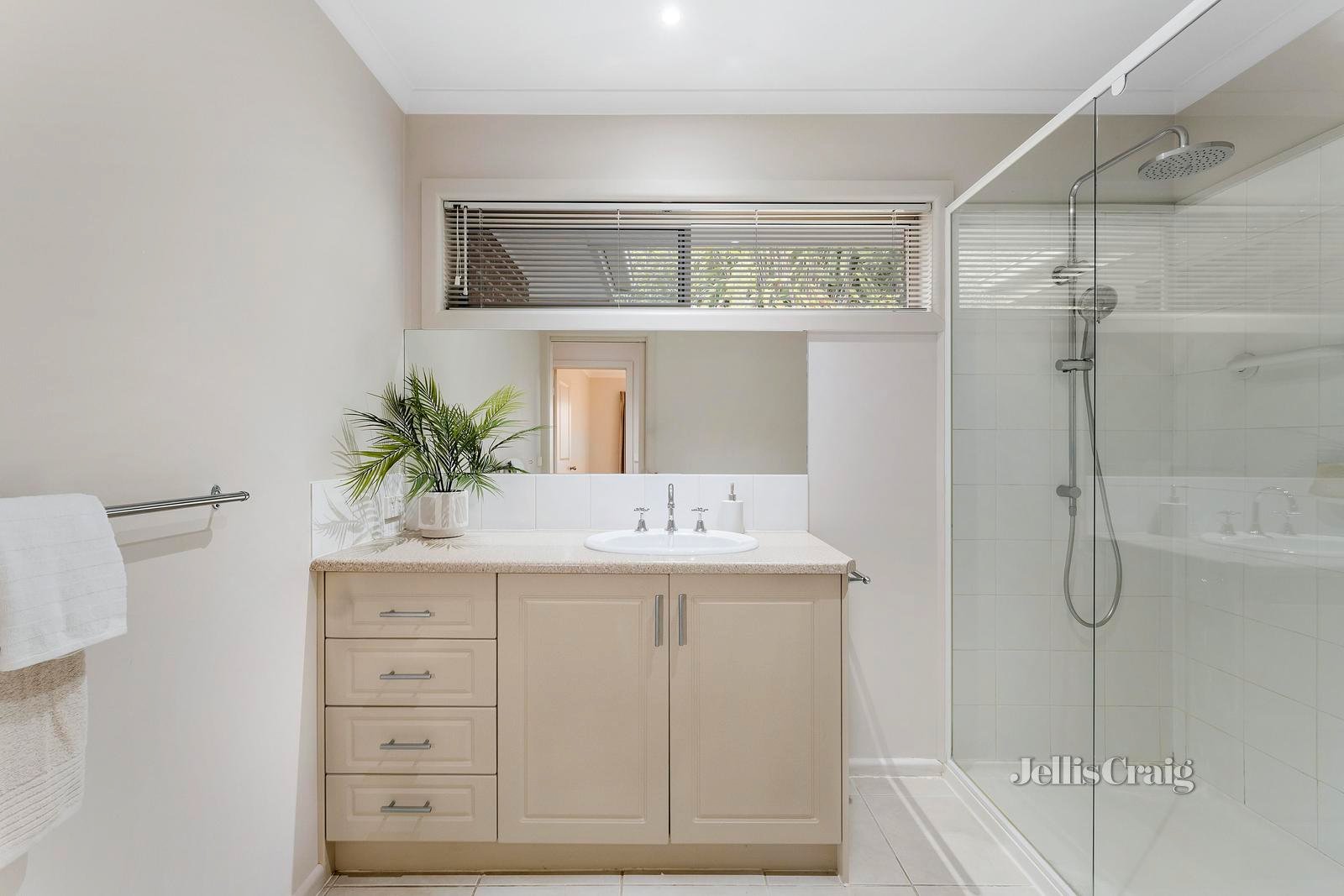 11 Charles Street, Kilsyth image 11