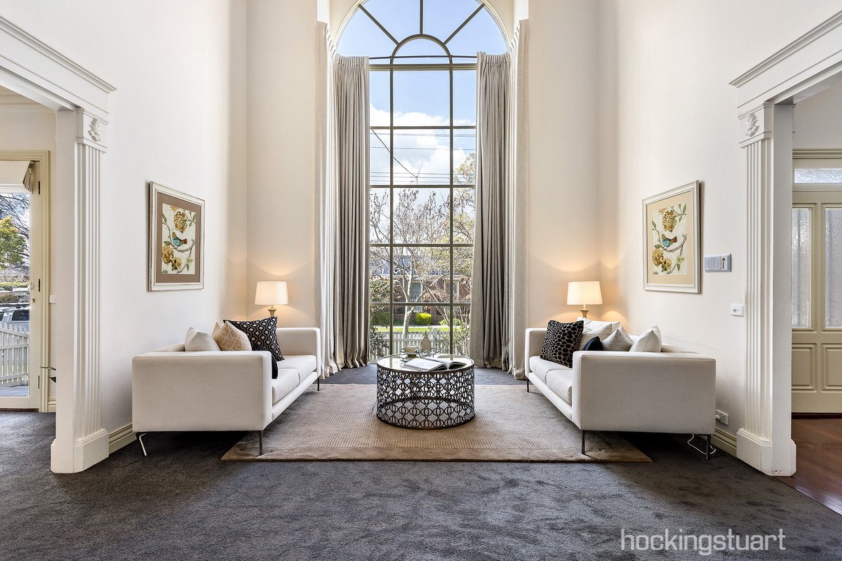 11 Chertsey Street, Surrey Hills image 1