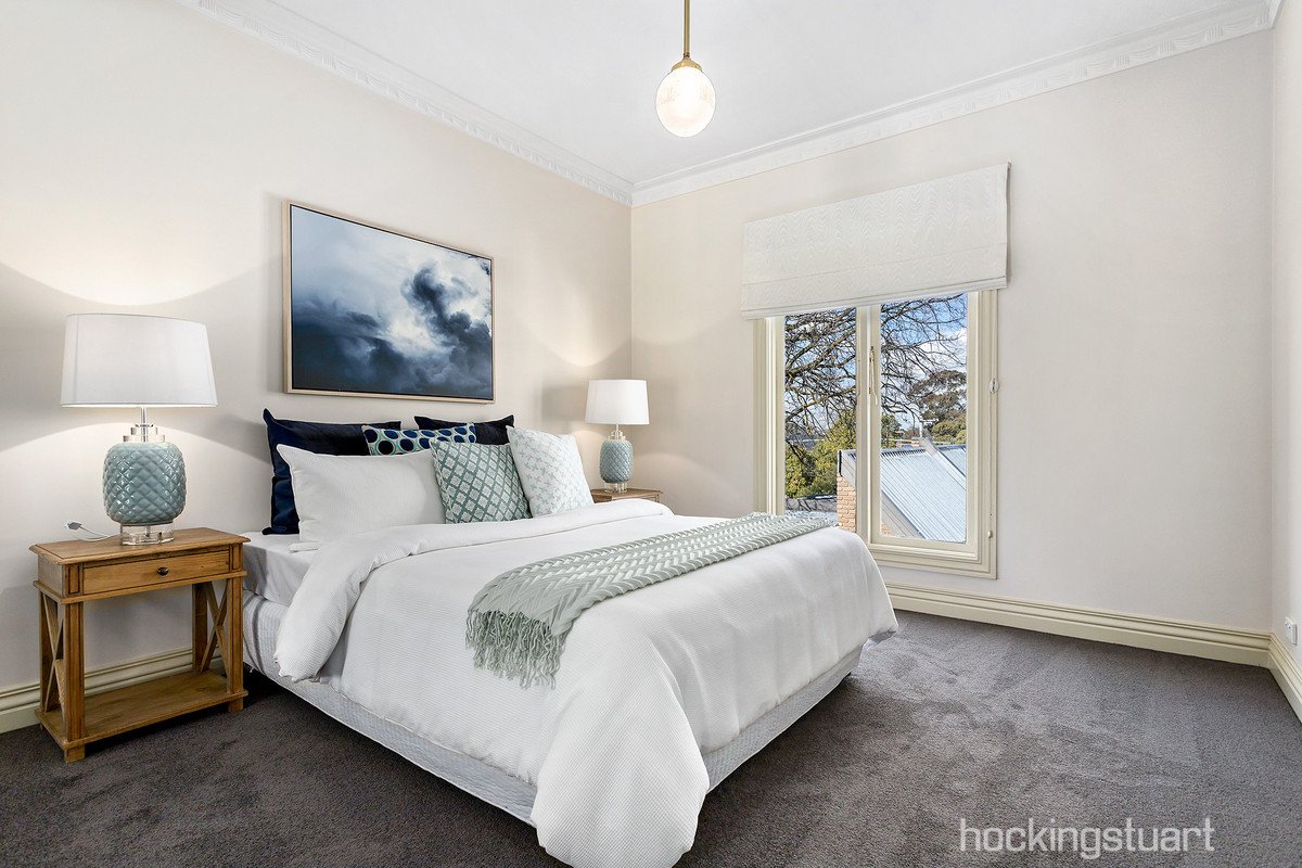 11 Chertsey Street, Surrey Hills image 8