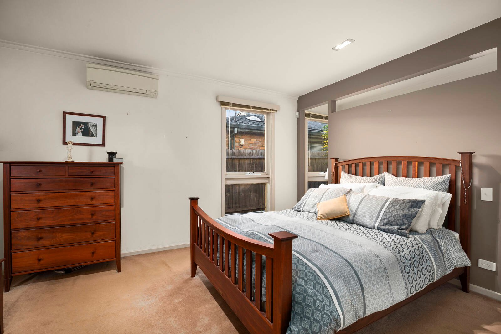 Property Gallery Thumbnail 7