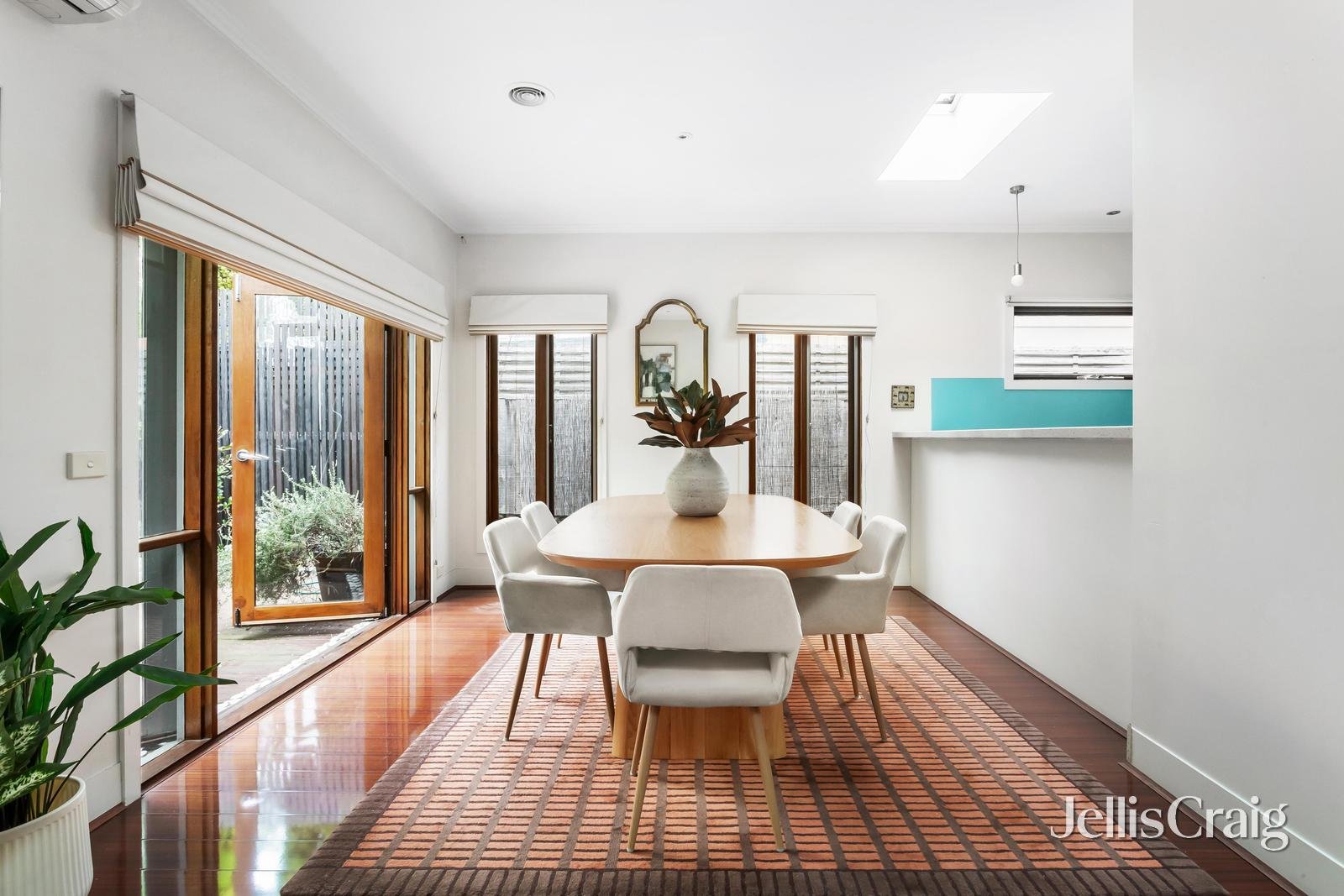 11 Churchill Close, Murrumbeena image 5